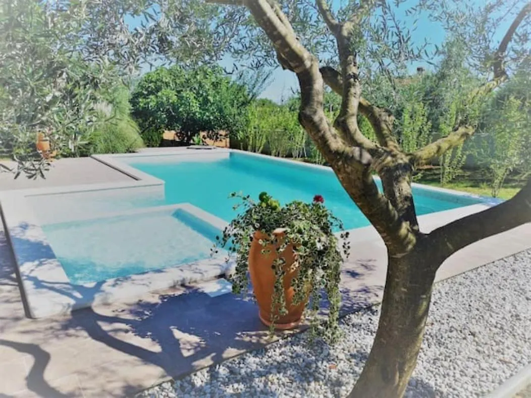House Gordana For 6-8 Persons With New Jacuzzi And Swimming Pool Villa Liznjan Croatia