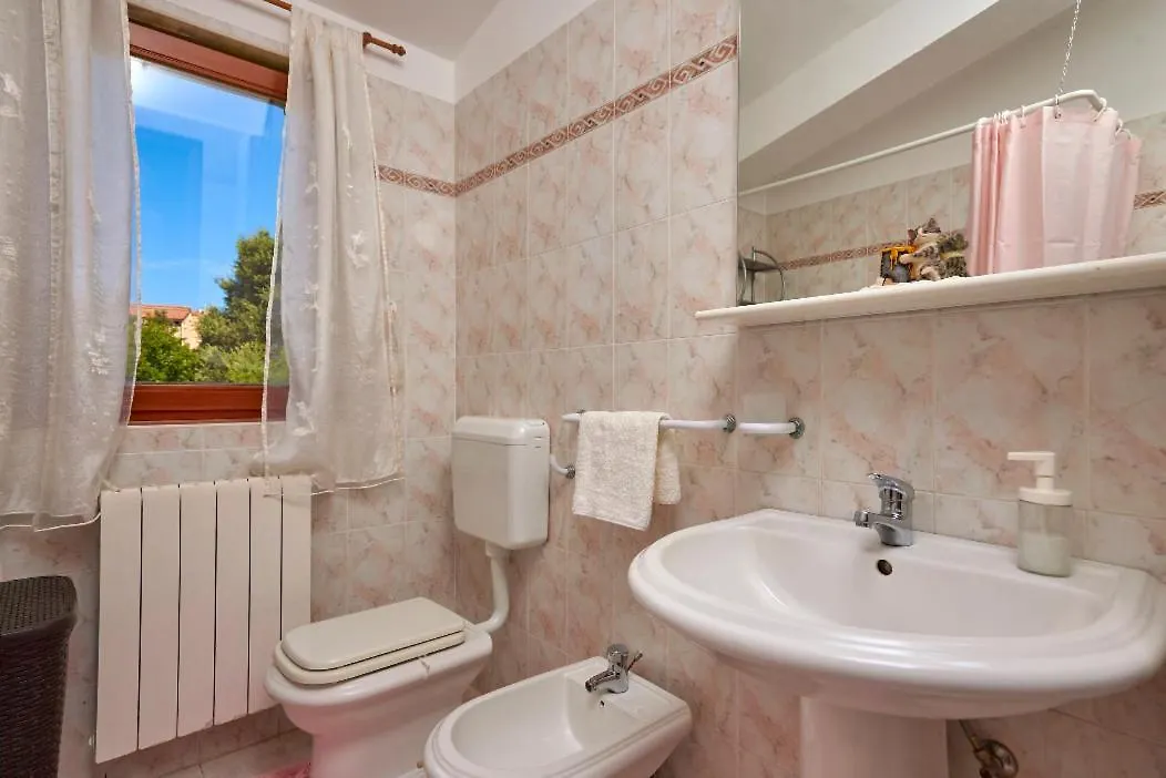 House Gordana For 6-8 Persons With New Jacuzzi And Swimming Pool Villa Liznjan