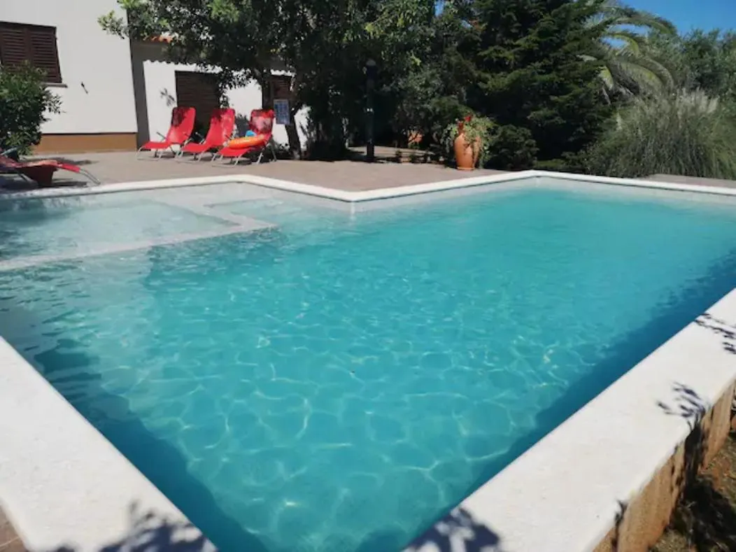 House Gordana For 6-8 Persons With New Jacuzzi And Swimming Pool Villa Liznjan